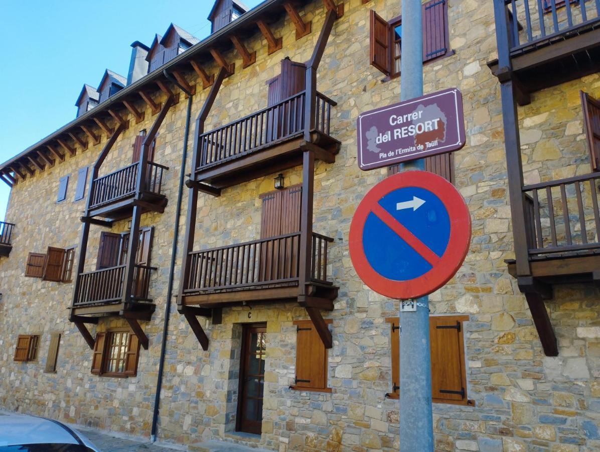 Esqui, Aigueestortes Y Boi-Tauell A Tus Pies En Ebrehogar Pla de l'Ermita Esterno foto