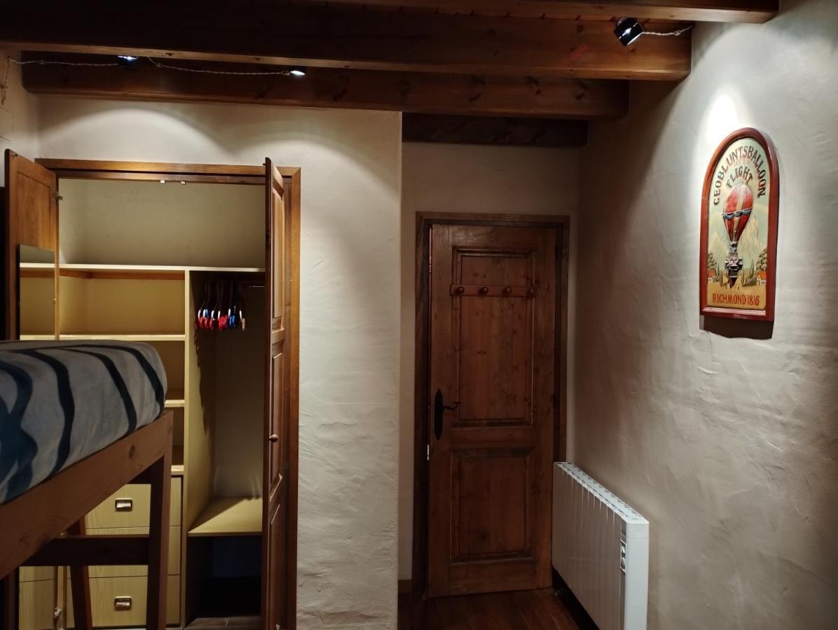 Esqui, Aigueestortes Y Boi-Tauell A Tus Pies En Ebrehogar Pla de l'Ermita Esterno foto