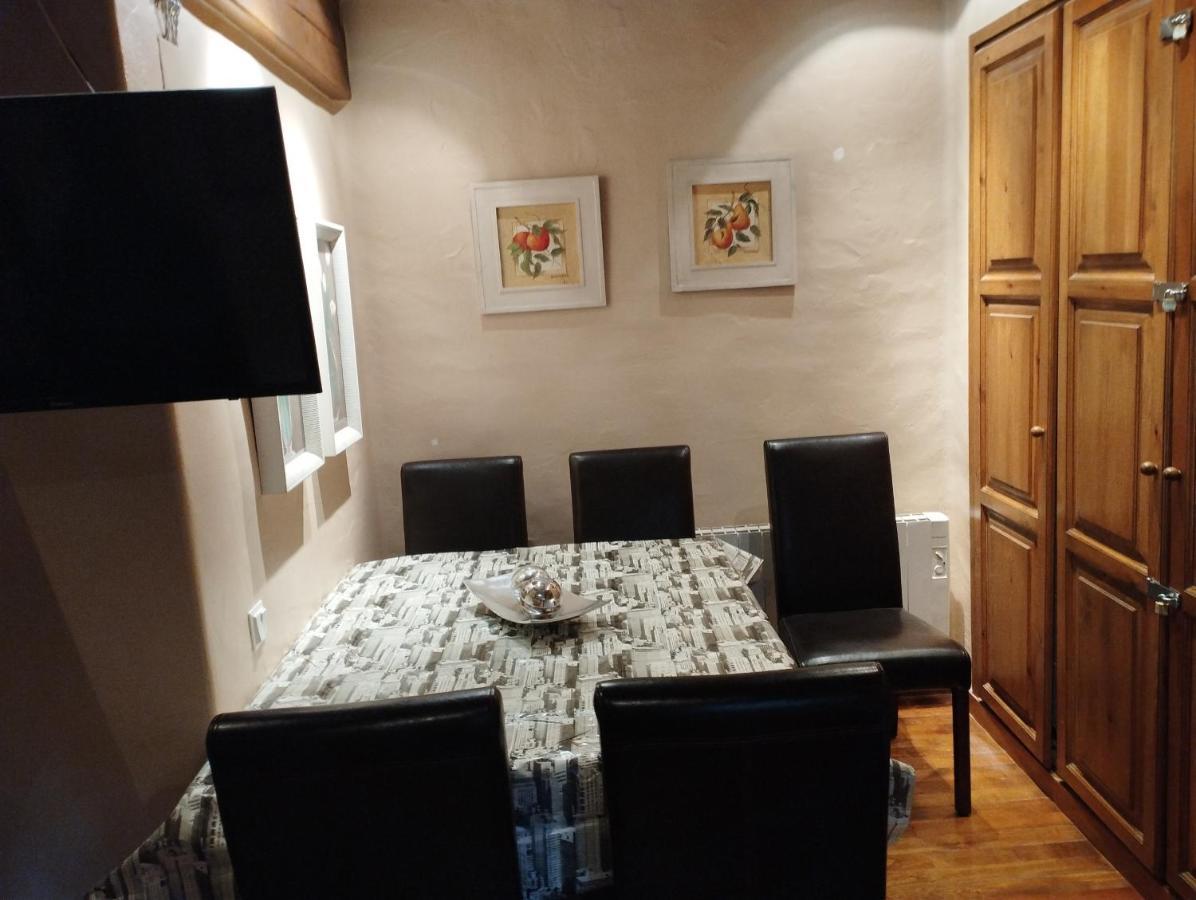 Esqui, Aigueestortes Y Boi-Tauell A Tus Pies En Ebrehogar Pla de l'Ermita Esterno foto